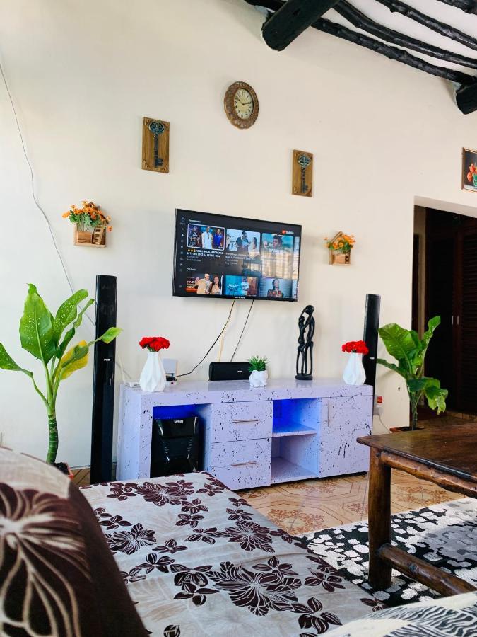 Jambo Diani 1-Bedroom Apartment Close To The Beach Playa de Diani Exterior foto